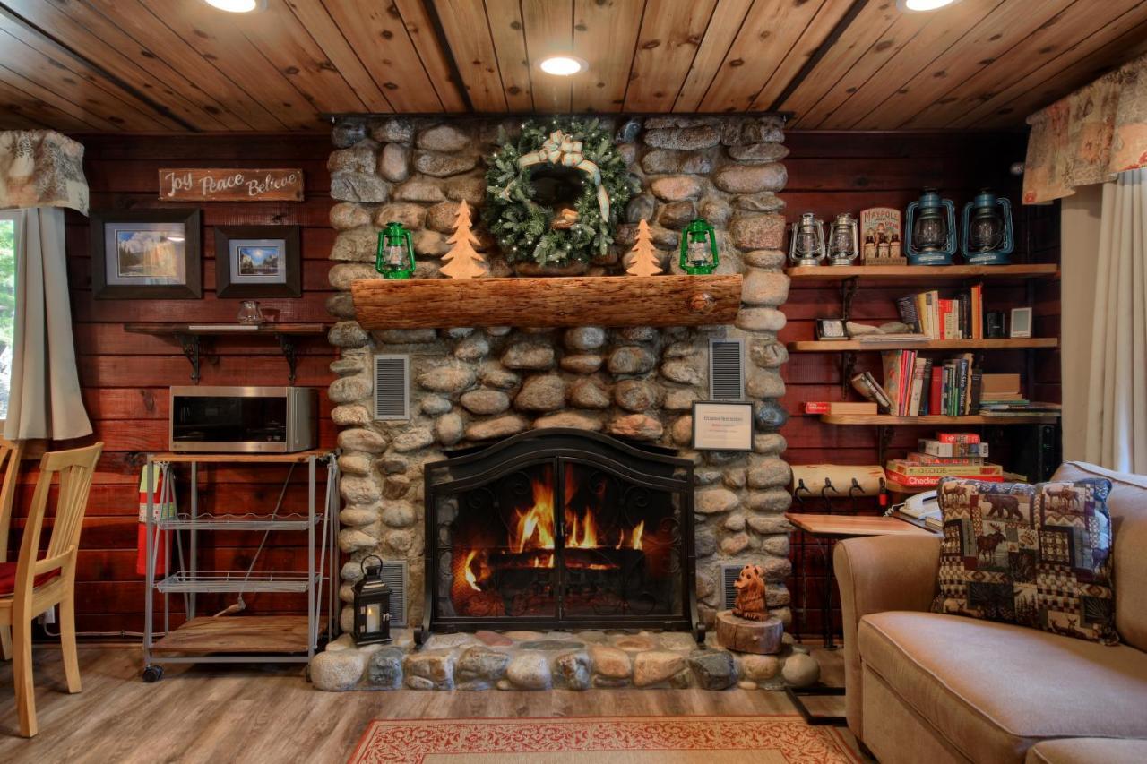 16 Chipmunks Holiday Wawona Exterior foto